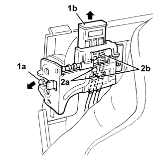 Rear squab catch device (one) - r+r