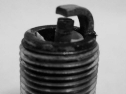 SPARK PLUG STATUS CHECK