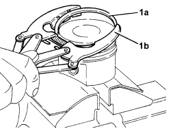 Piston/cylinder liner - r r