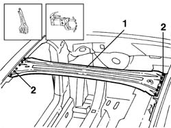 ROOF SUPPORTING CROSSMEMBER